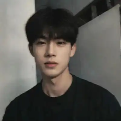 吕小宸